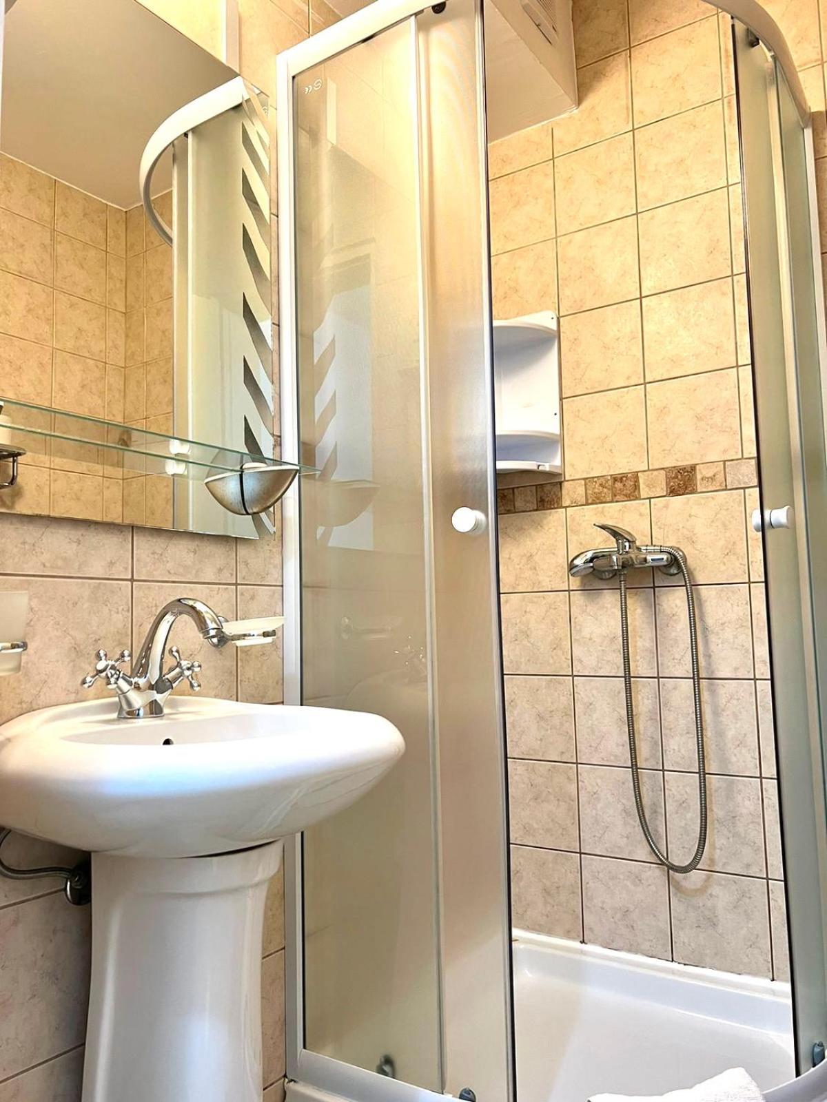 Villa Mila Petrovac Ngoại thất bức ảnh